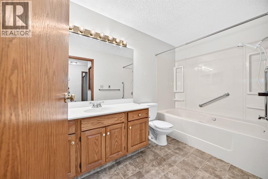 3 Parklane Place Property Photo 17