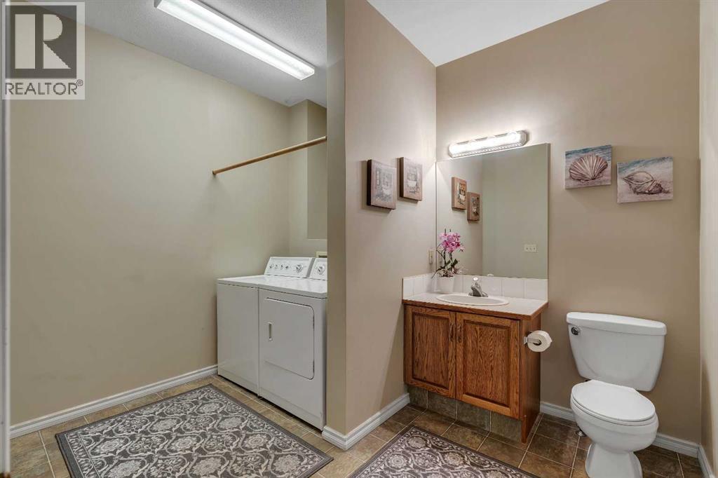 84 Willowbrook Crescent Nw Property Photo 17