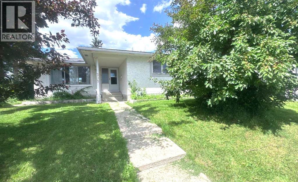 235 Penbrooke Close Se Photo de la propriété 1