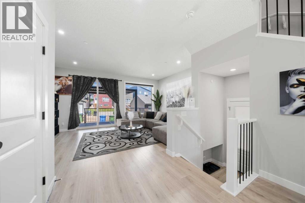 45 Herron Mews Ne Property Photo 9