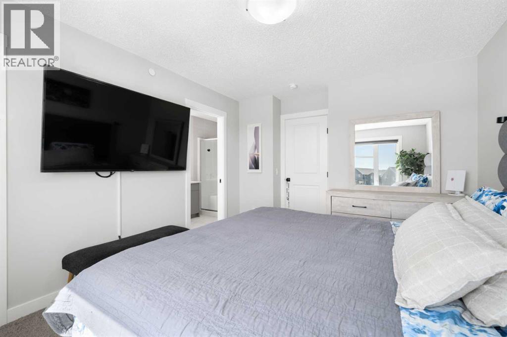 45 Herron Mews Ne Property Photo 16