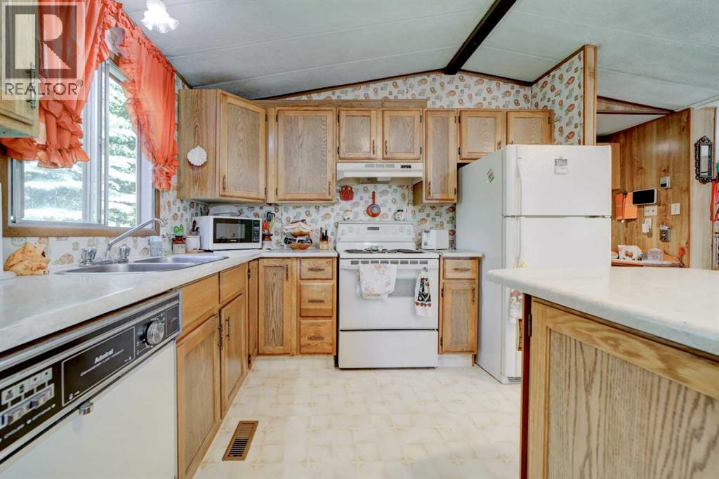 5670 16 Avenue Property Photo 16
