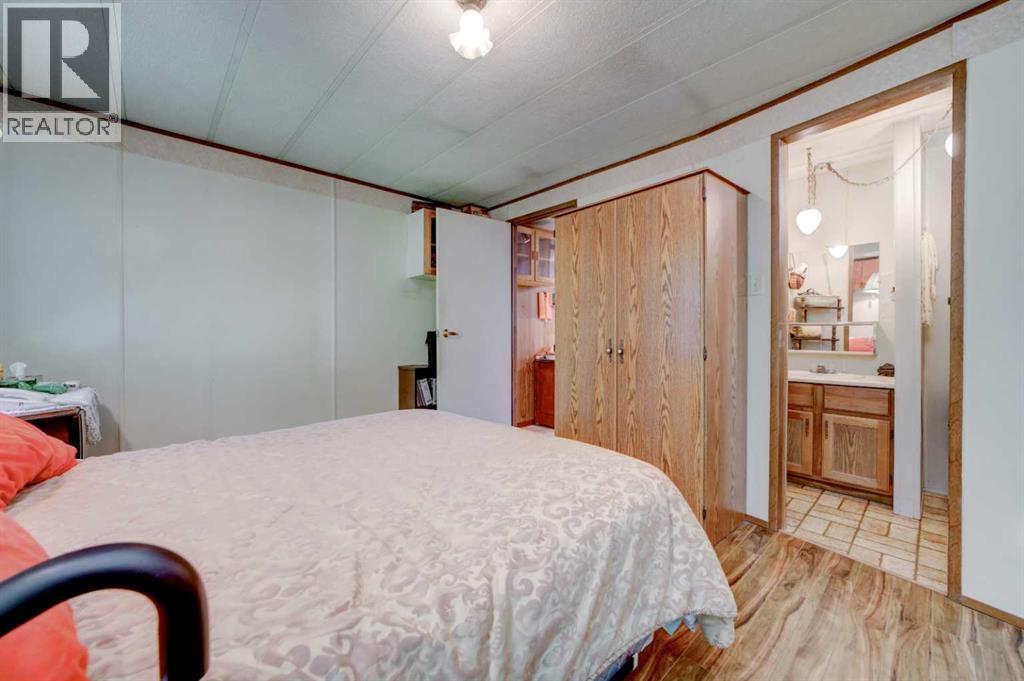 5670 16 Avenue Property Photo 27