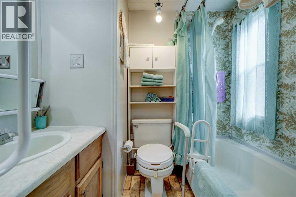 5670 16 Avenue Property Photo 32