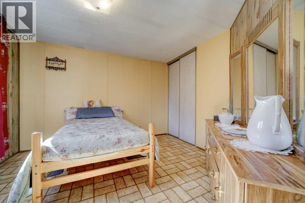 5670 16 Avenue Property Photo 33