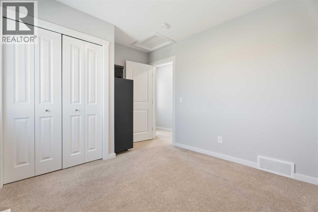 1407 3 Street Southeast Property Photo 18