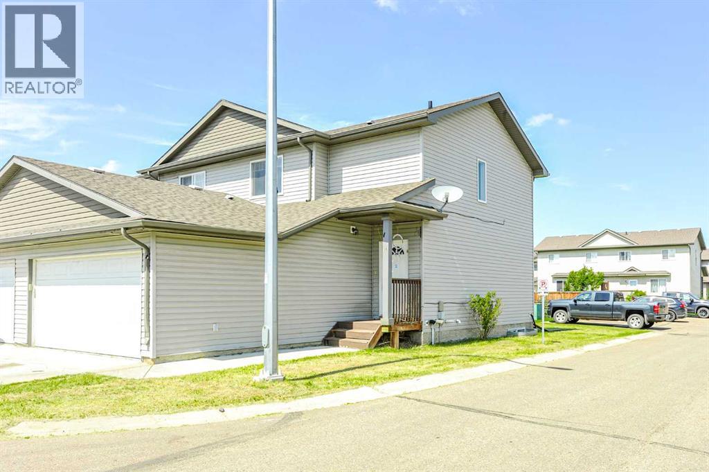 6802 50 Avenue Property Photo 2