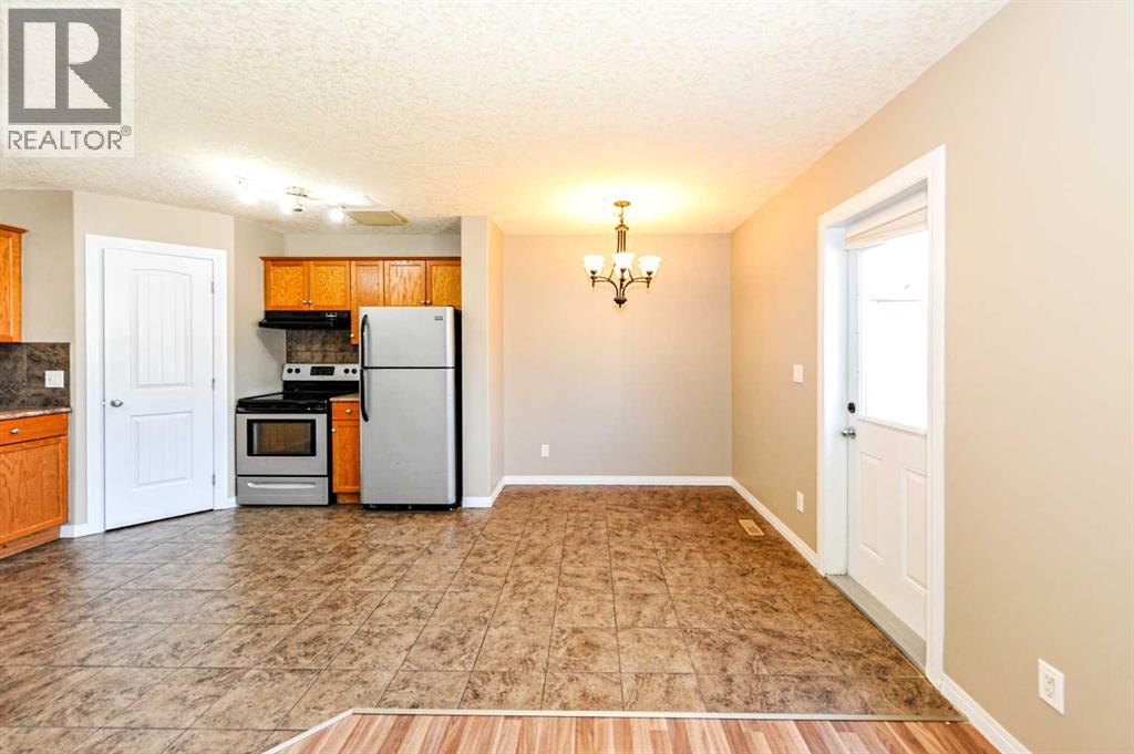 6802 50 Avenue Property Photo 4