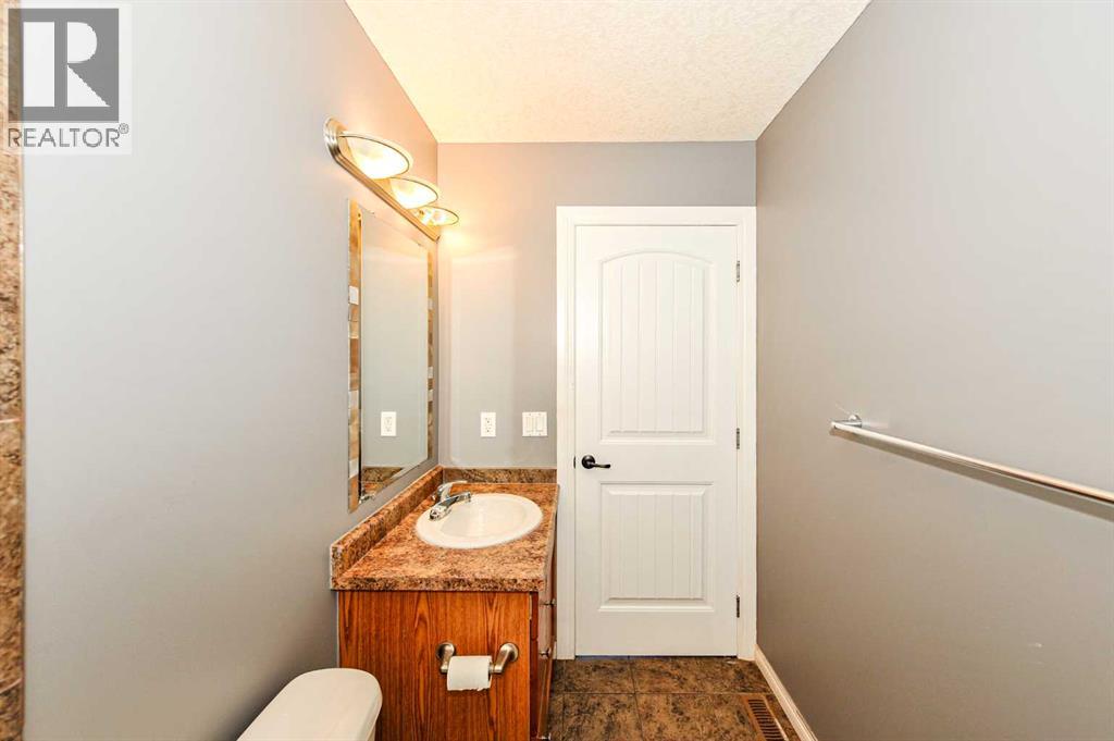 6802 50 Avenue Property Photo 13