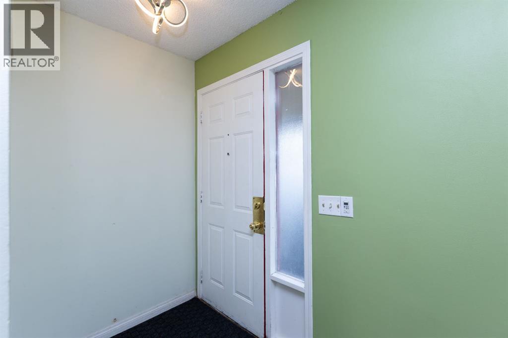 95 Castleridge Close Ne Property Photo 6