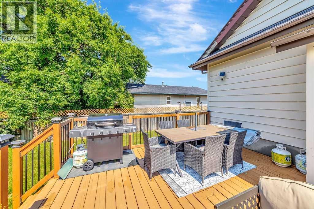 1512 49 Avenue Property Photo 29