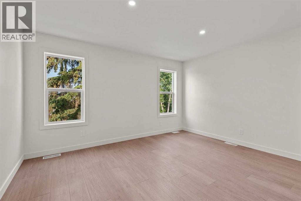 209 First Avenue S Property Photo 14