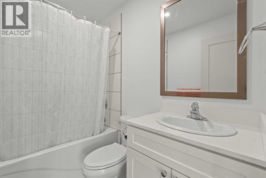 209 First Avenue S Property Photo 18