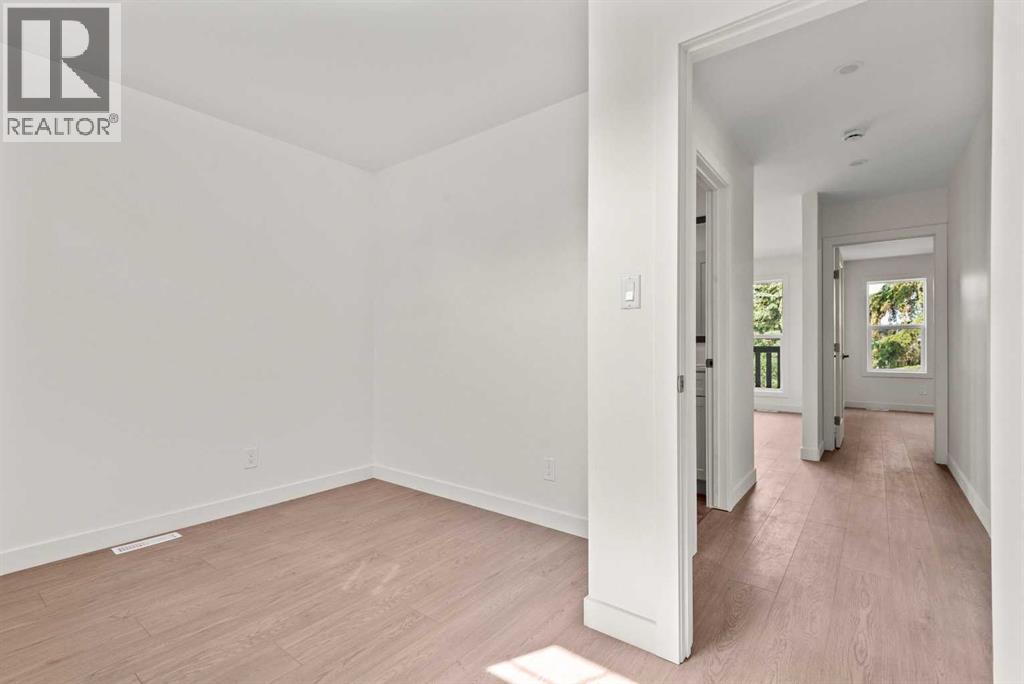 209 First Avenue S Property Photo 21