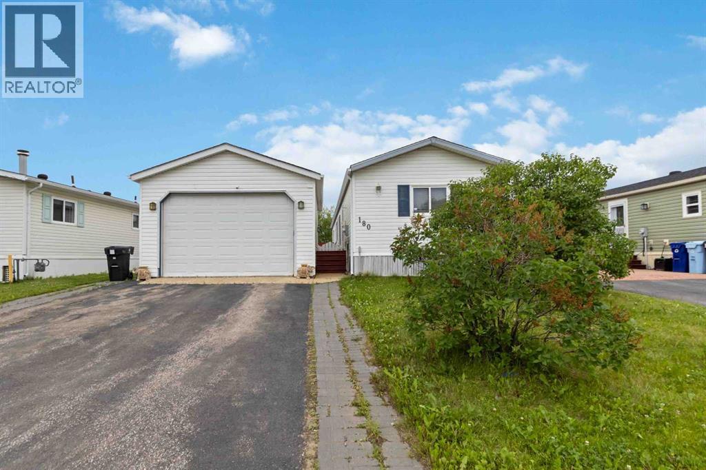 180 Cree Road Property Photo 1
