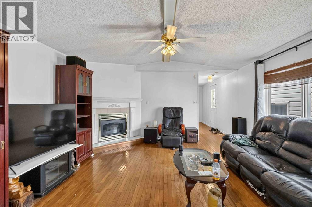 180 Cree Road Property Photo 5