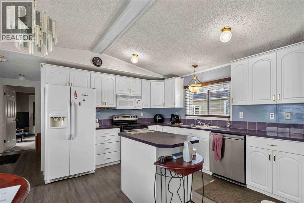 180 Cree Road Property Photo 8