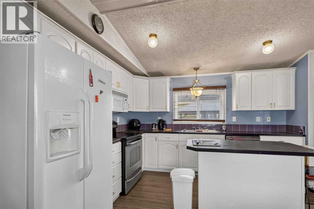 180 Cree Road Property Photo 9