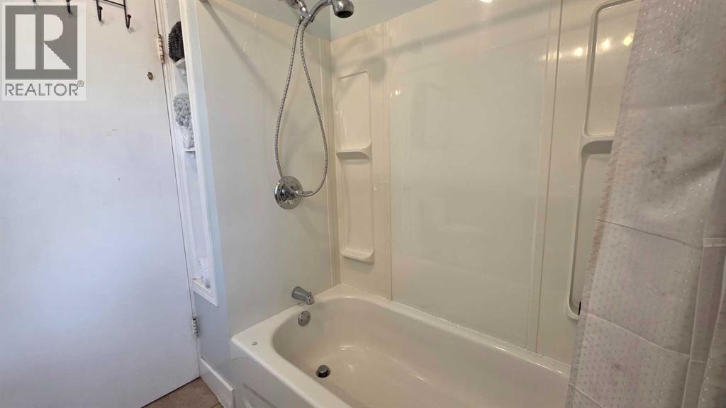 5105 Windsor Avenue Property Photo 23