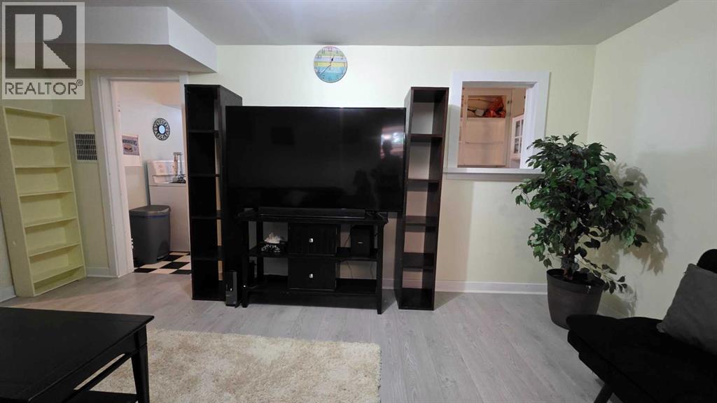 5105 Windsor Avenue Property Photo 29
