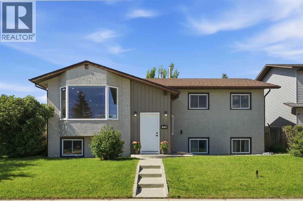 1018 10 Avenue Se Property Photo 1