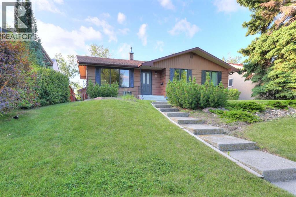 31 Rosery Drive Nw Property Photo 3