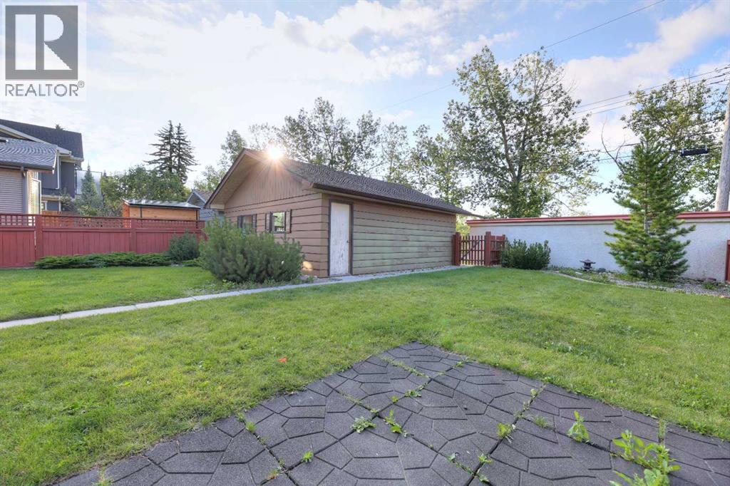 31 Rosery Drive Nw Property Photo 7