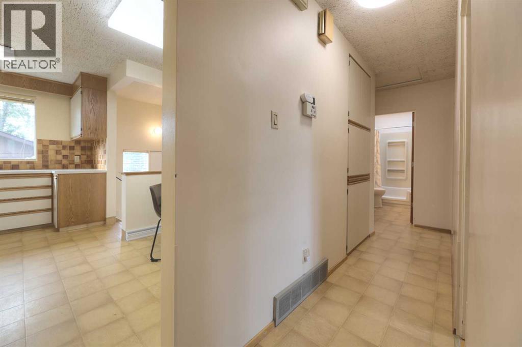 31 Rosery Drive Nw Property Photo 10