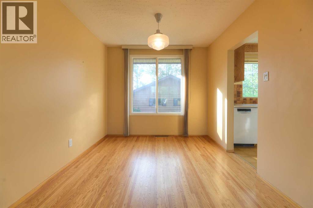 31 Rosery Drive Nw Property Photo 16