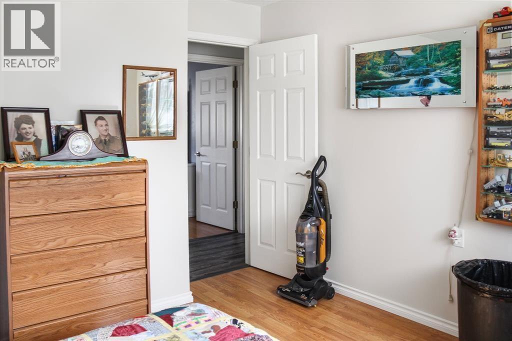 4801 48 Avenue Property Photo 18