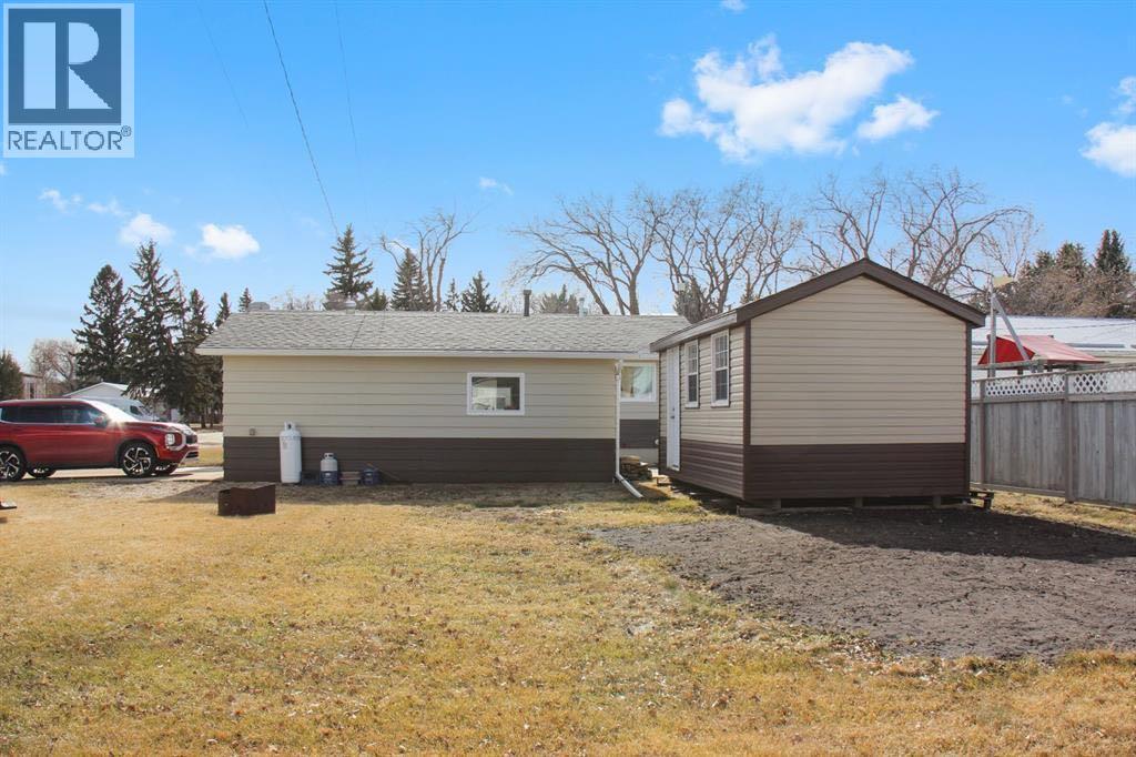 4801 48 Avenue Property Photo 33