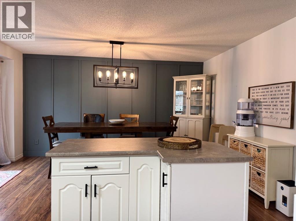 11604 106 Avenue Property Photo 8