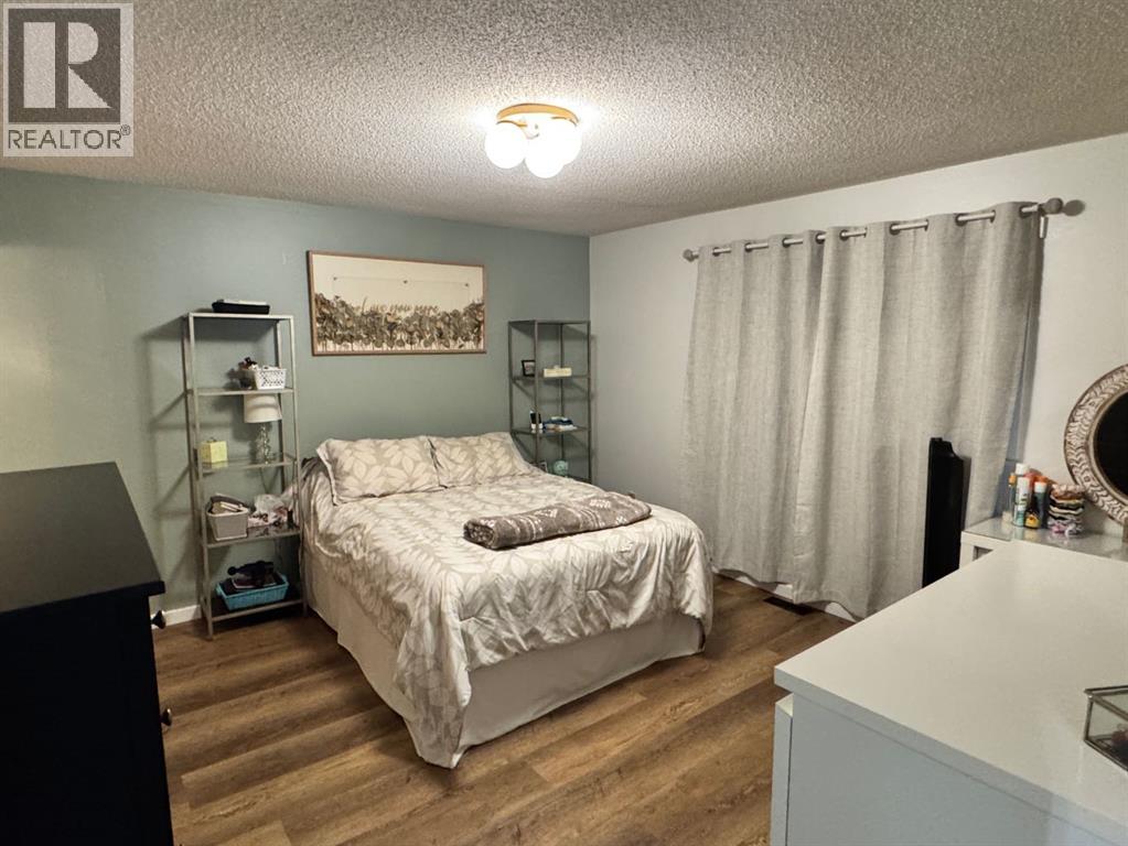 11604 106 Avenue Property Photo 14