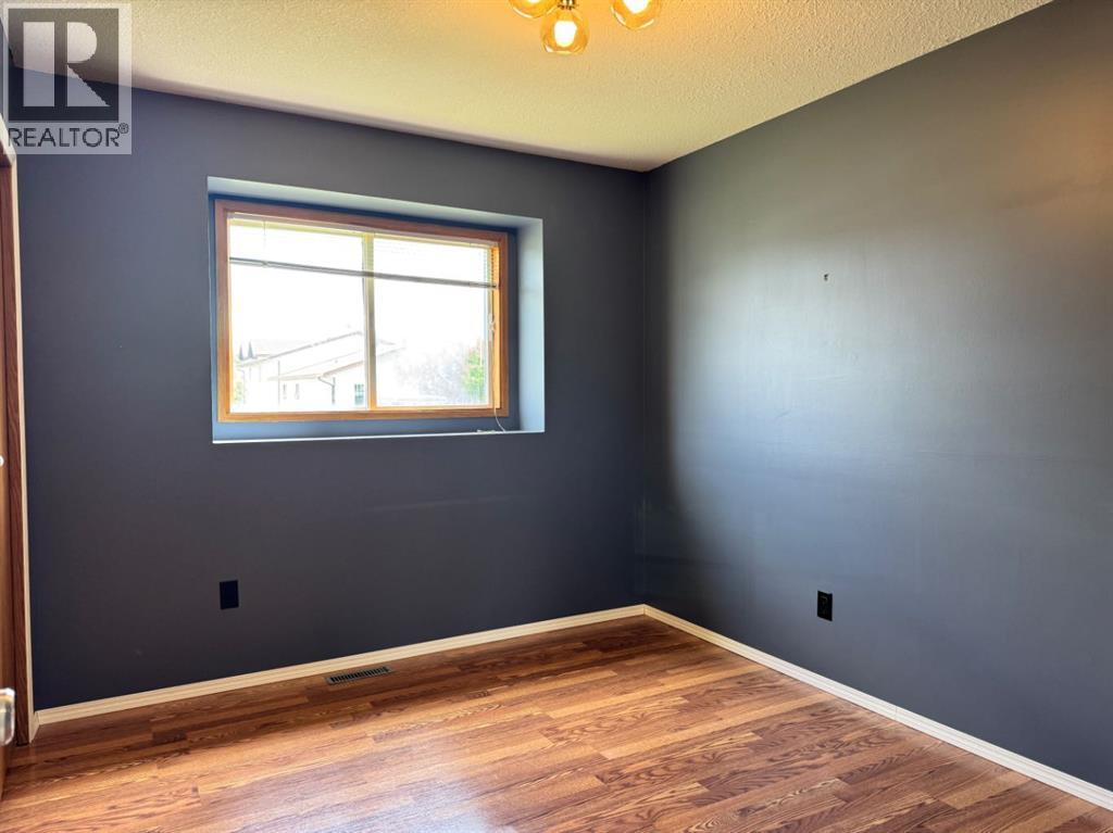 11300 110 Avenue Crescent Property Photo 22