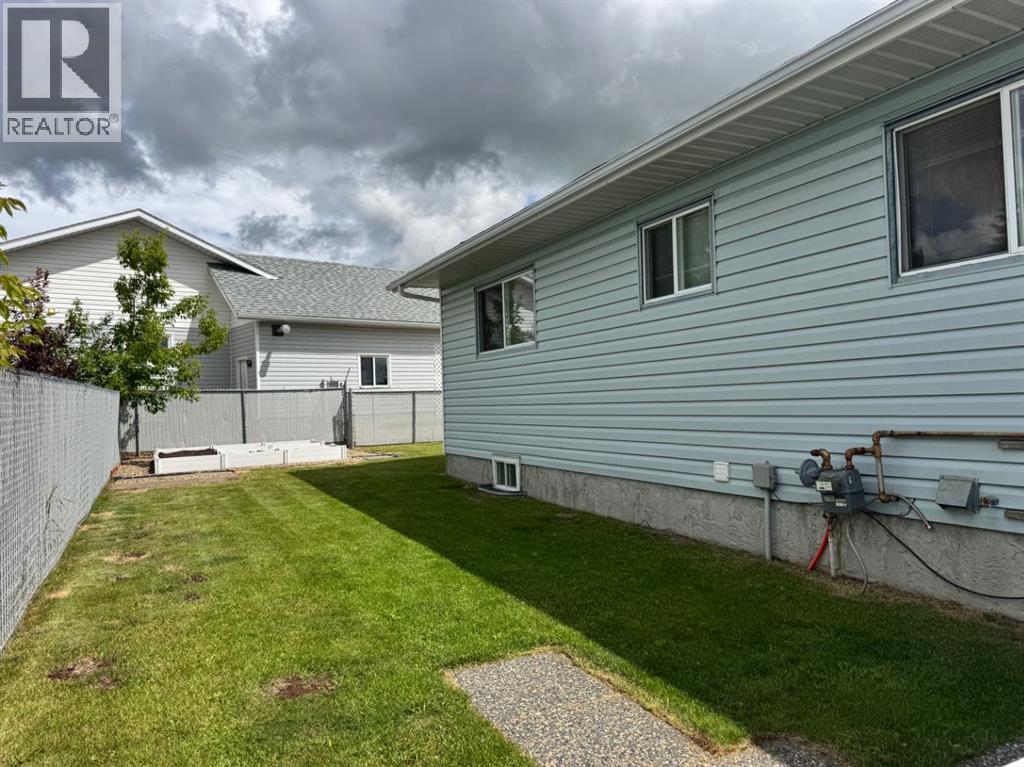 11300 110 Avenue Crescent Property Photo 42