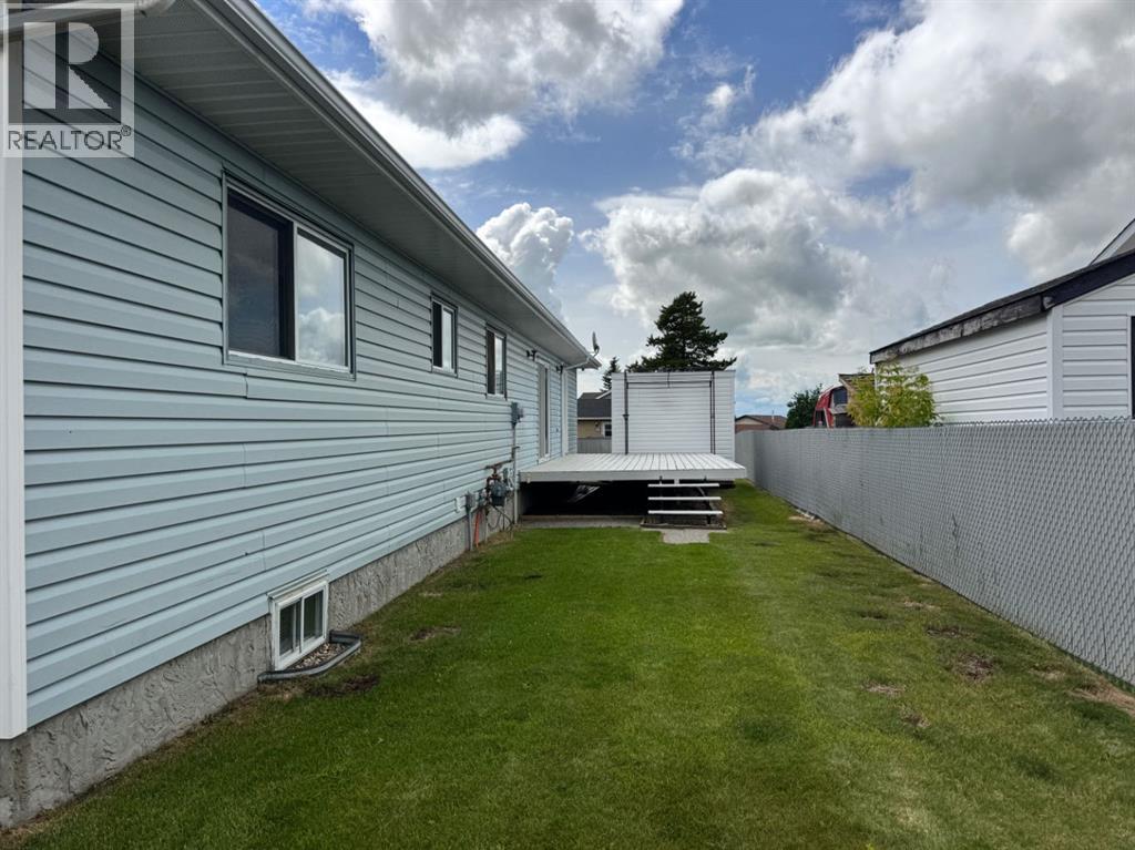 11300 110 Avenue Crescent Property Photo 45