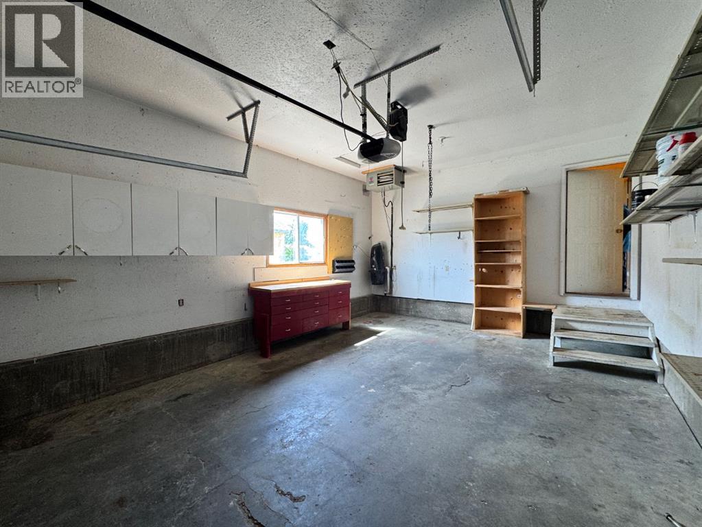 11300 110 Avenue Crescent Property Photo 49