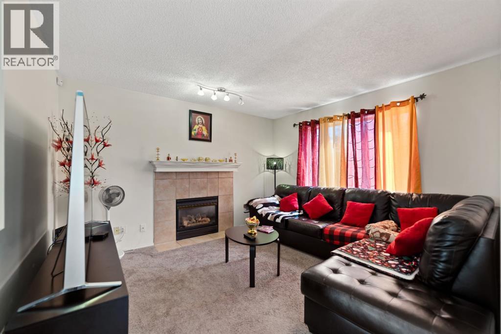221 Tarington Close Ne Property Photo 16