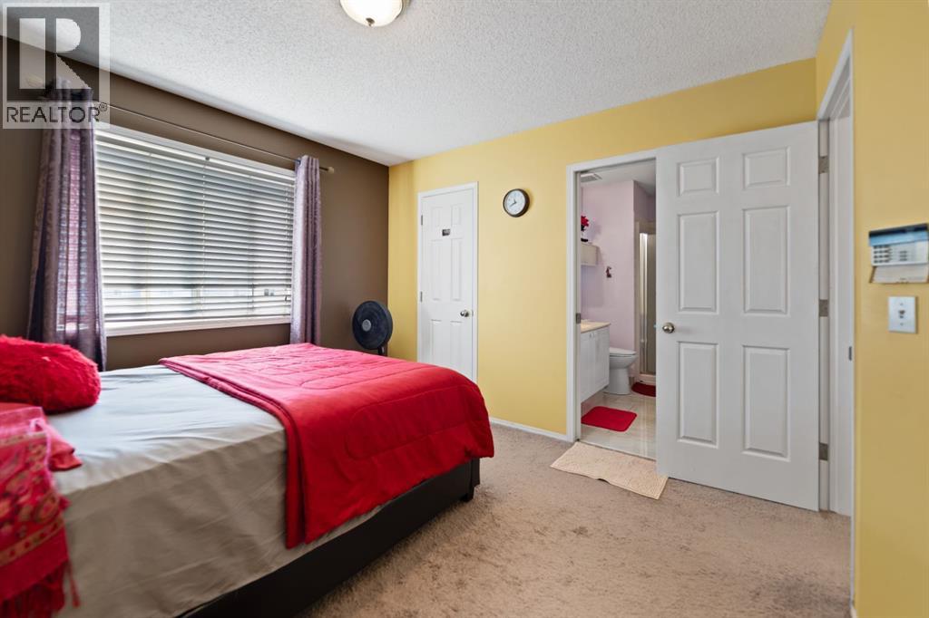 221 Tarington Close Ne Property Photo 26