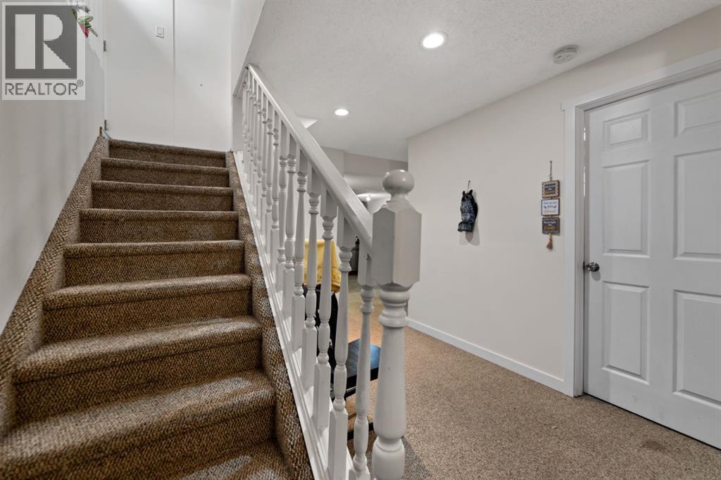 221 Tarington Close Ne Property Photo 28