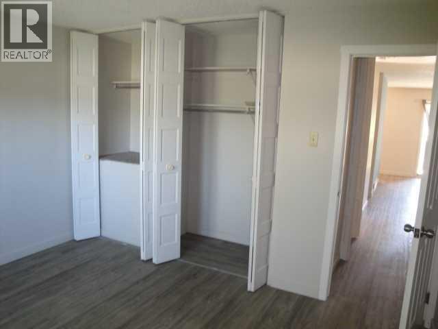 39 Meadowlark Boulevard N Property Photo 10