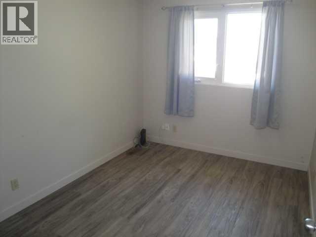 39 Meadowlark Boulevard N Property Photo 11