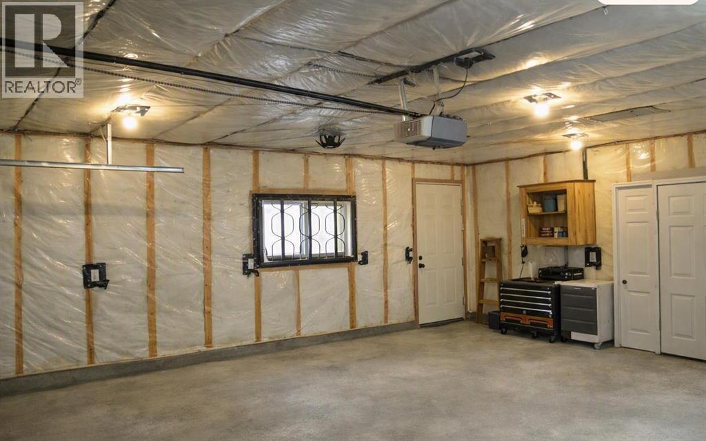 39 Meadowlark Boulevard N Property Photo 29