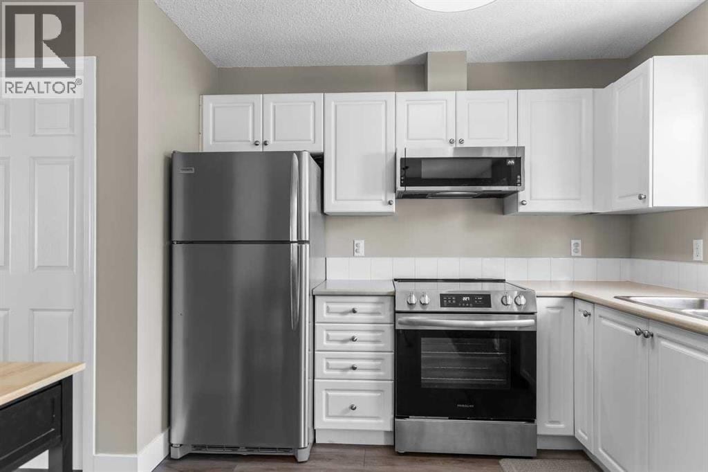 9 Citadel Point Nw Property Photo 9