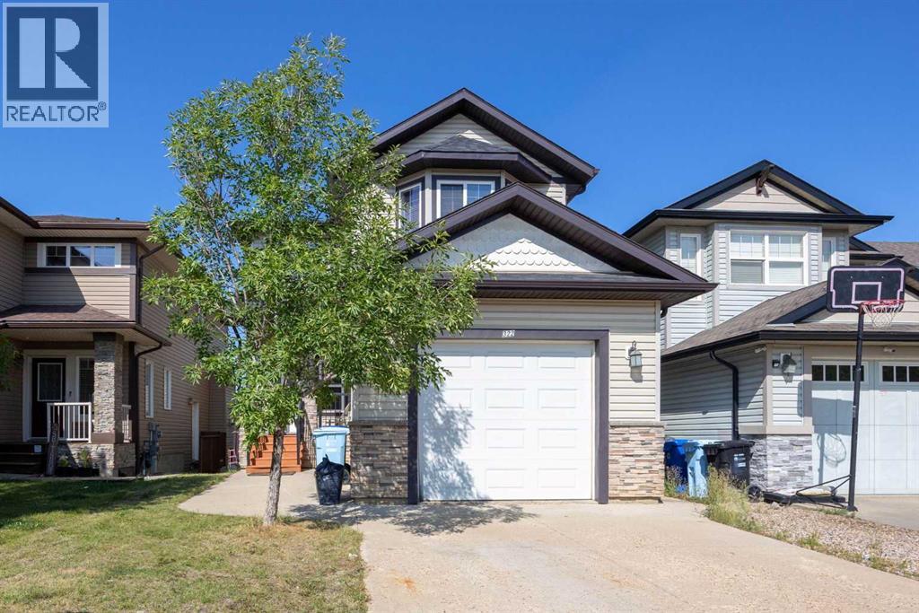 322 Grosbeak Way Property Photo 1