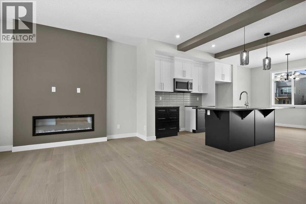 55 Agate Road Property Photo 4