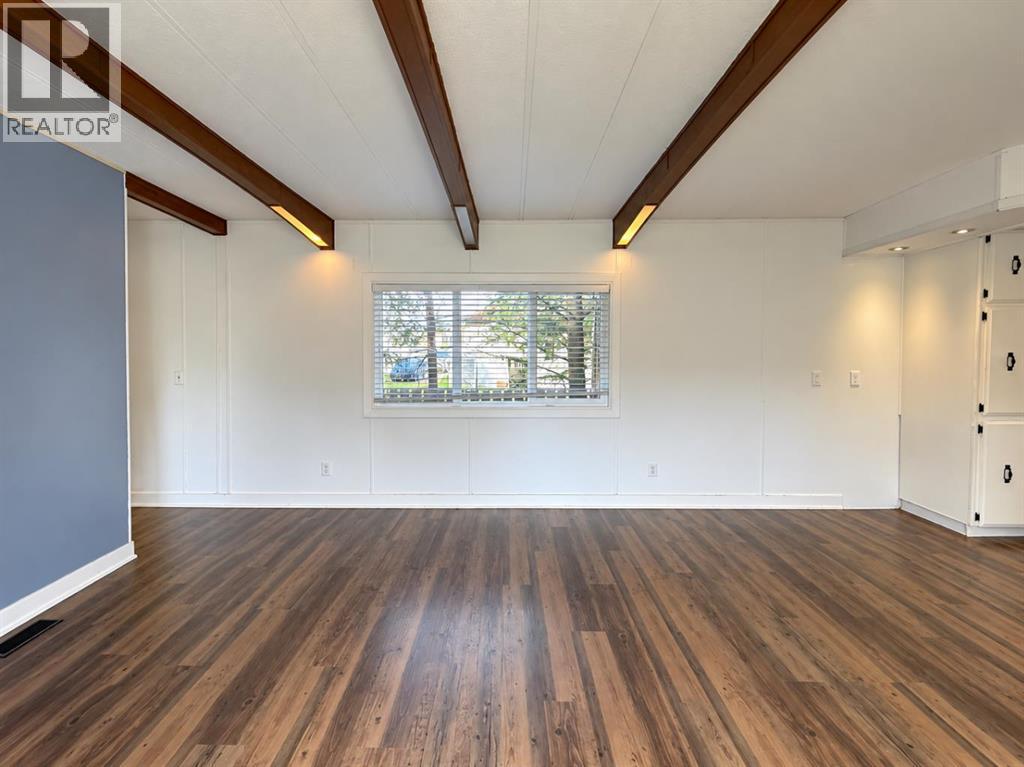810 56 Property Photo 9