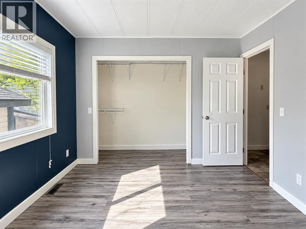 810 56 Property Photo 11