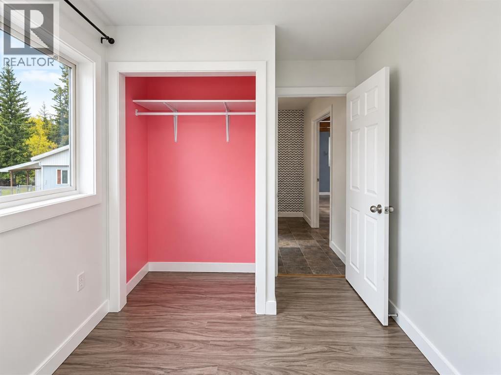 810 56 Property Photo 14