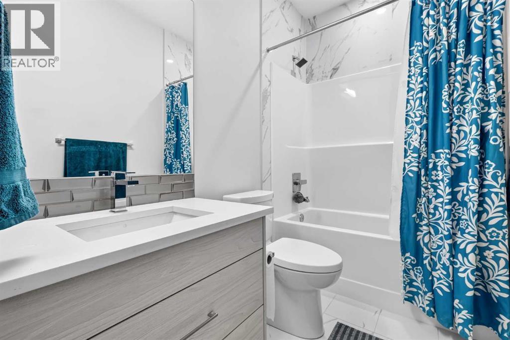 3414 15 Street Sw Property Photo 8